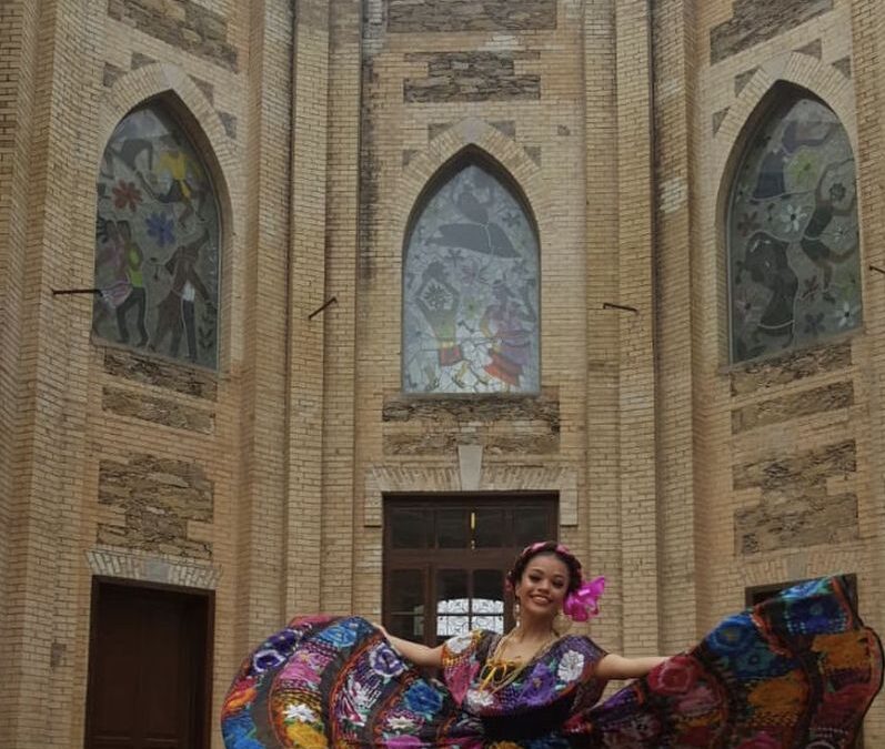 Niños de casas hogares encontrarán un hogar en la danza, según Carmen Gtz.