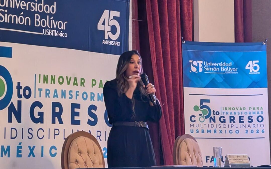 Laura Bringas impulsa la digitalización de los emprendimientos, así lo explica a jóvenes de la Universidad Simón Bolivar